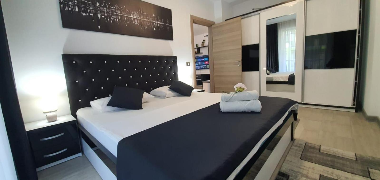 Alezzi Luxury Apartment Spa Resort Piscina Incalzita Sauna Parking Năvodari Buitenkant foto