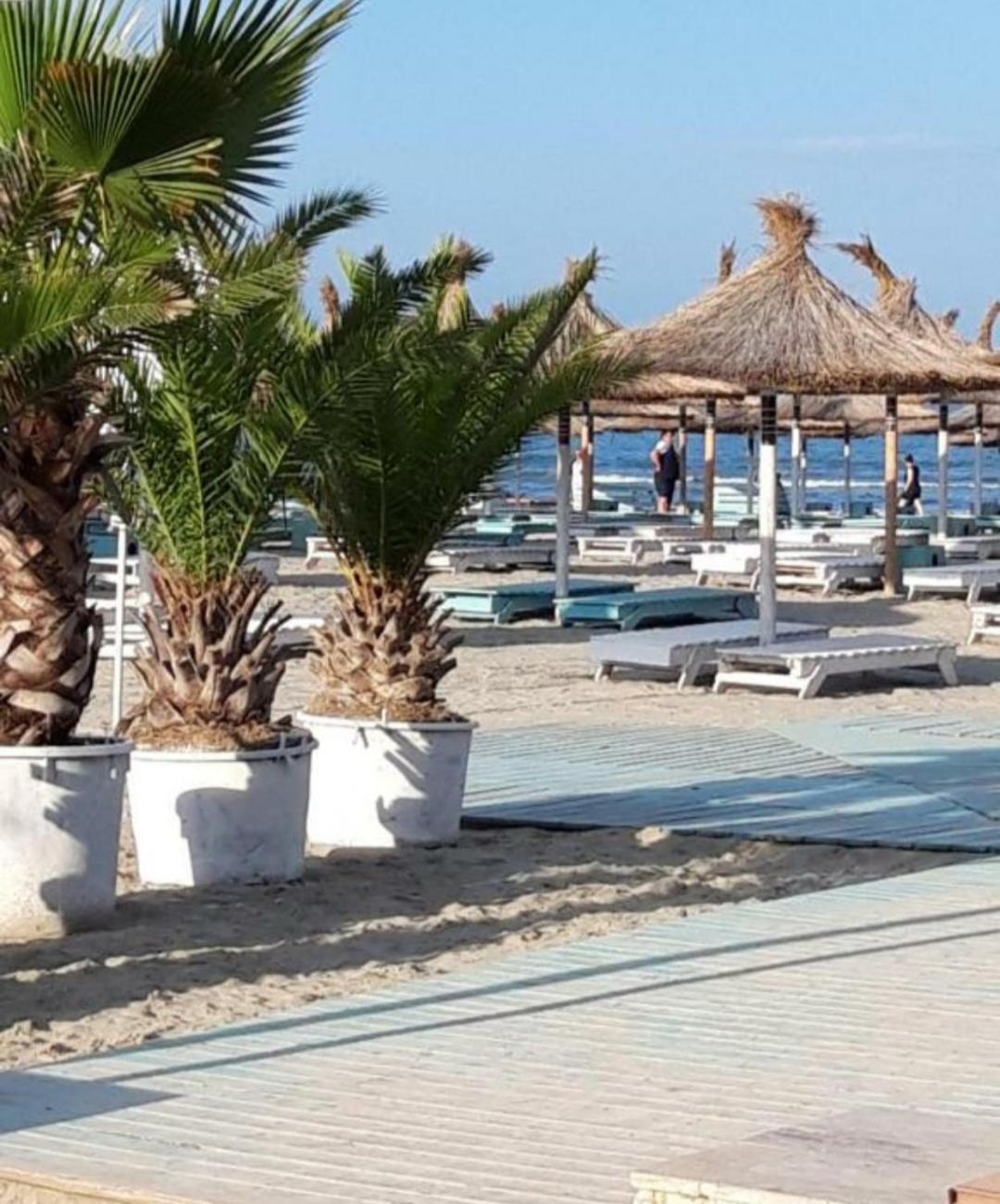 Alezzi Luxury Apartment Spa Resort Piscina Incalzita Sauna Parking Năvodari Buitenkant foto