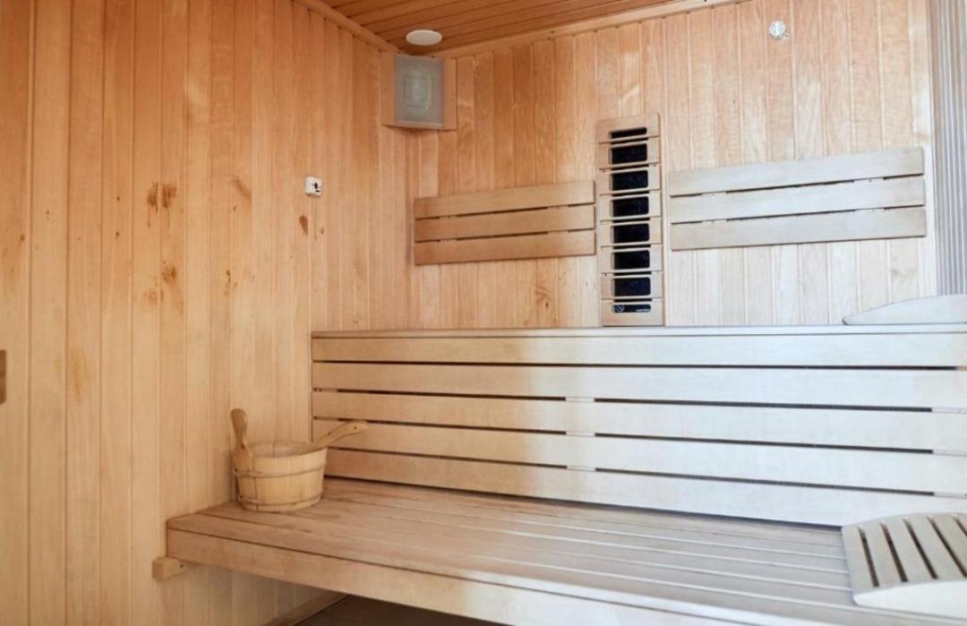 Alezzi Luxury Apartment Spa Resort Piscina Incalzita Sauna Parking Năvodari Buitenkant foto